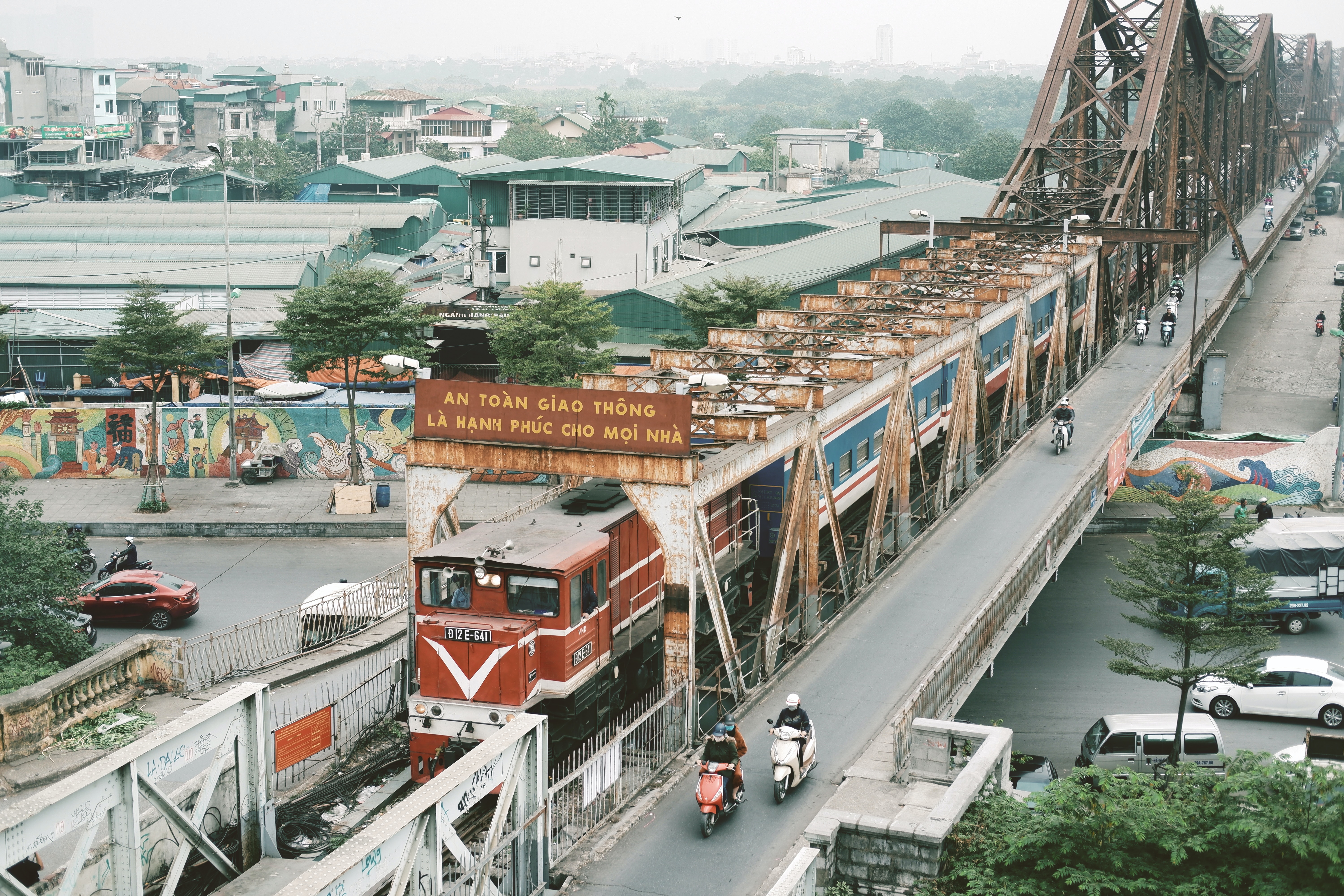 Cầu Long Biên, Phuong Ngoc Thuy, Quan Long Bien, Hanoi, Vietnam