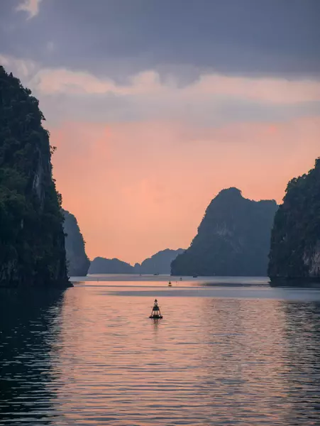 Ha Long Bay