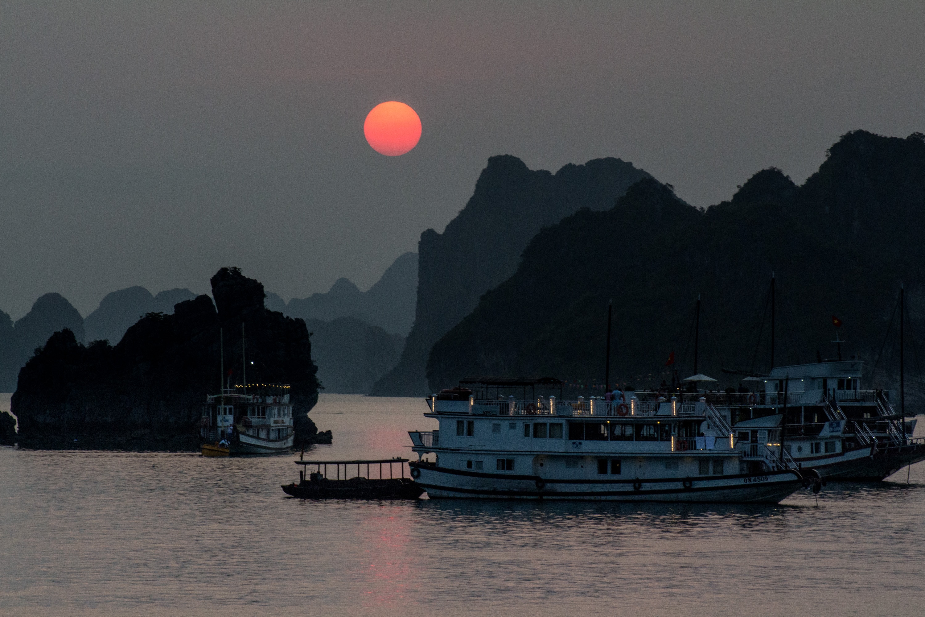 Ha Long Bay