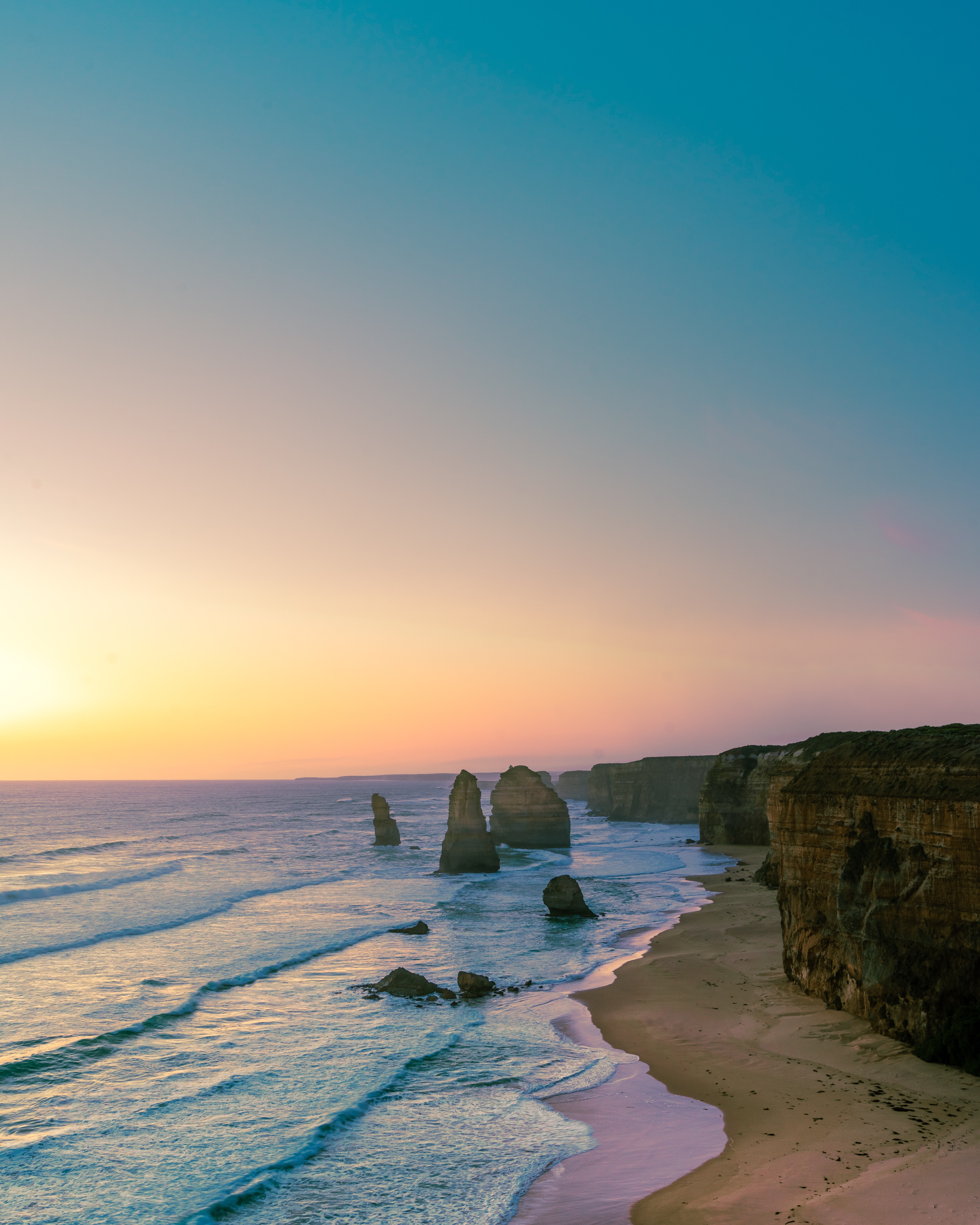 12 Apostles