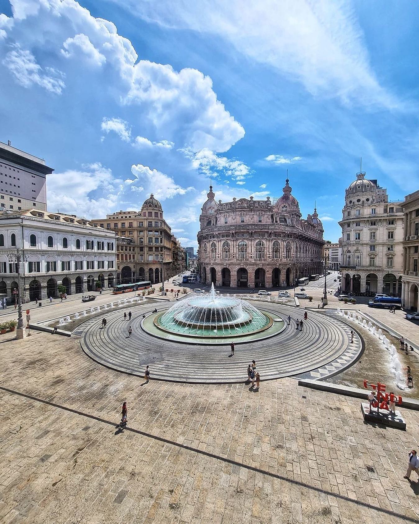 Piazza Raffaele De Ferrari, 24, 16123 Genoa GE, Italy