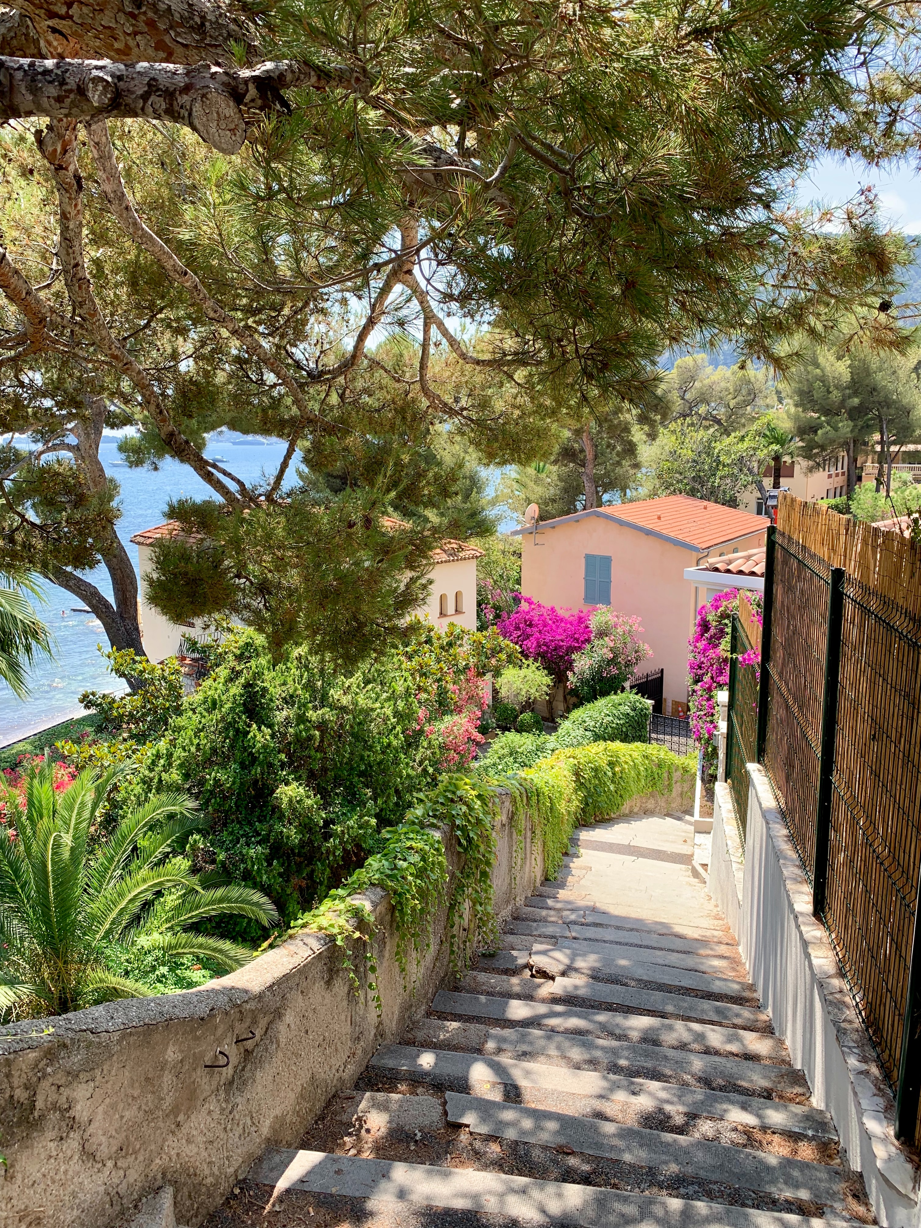 Chemin des Pins, 06360 Èze, France