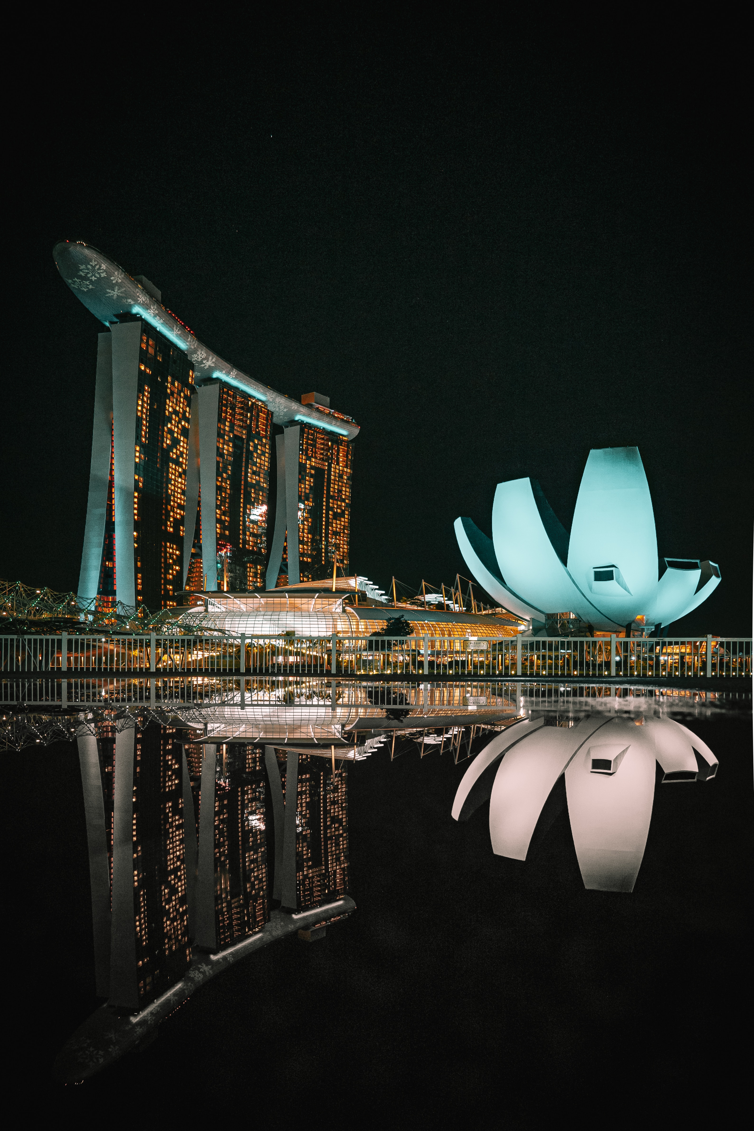 Park Along Singapore Flyer