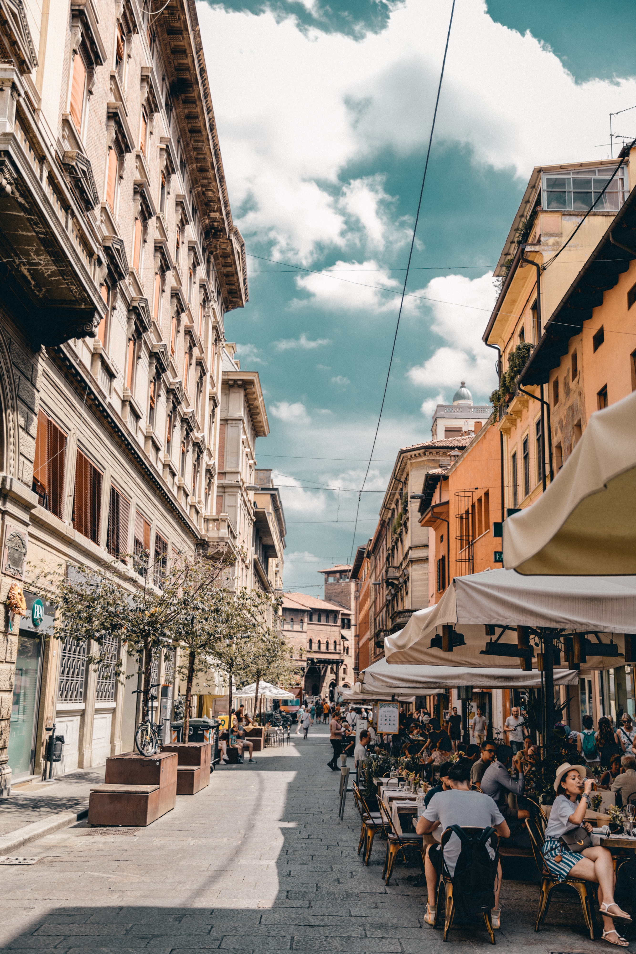 Galleria Accursio, 40121 Bologna BO, Italy