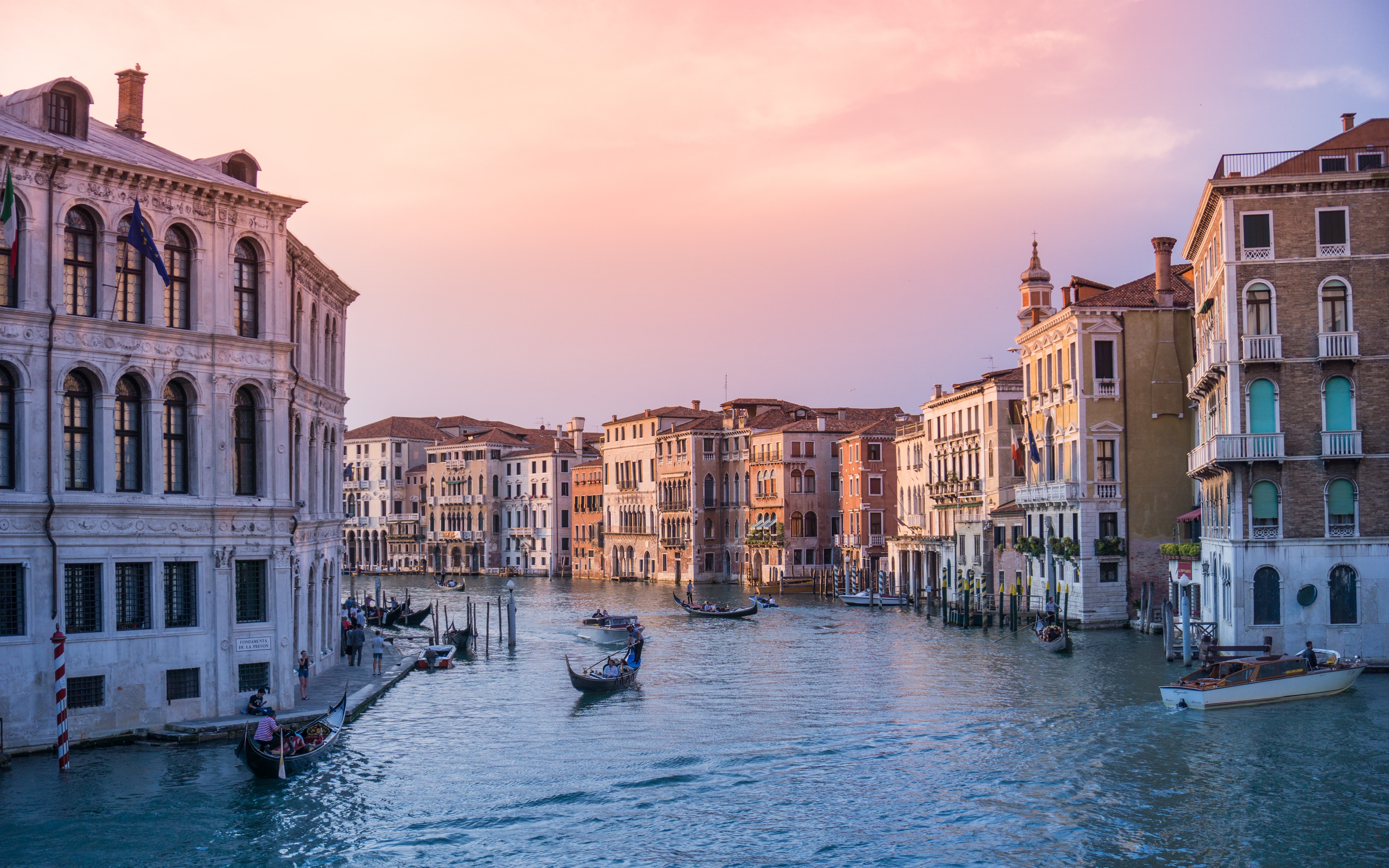 Ponte De Rialto, 30125 Venice VE, Italy