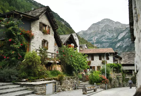 Er Piazza 5, 6637 Verzasca Ticino, Switzerland